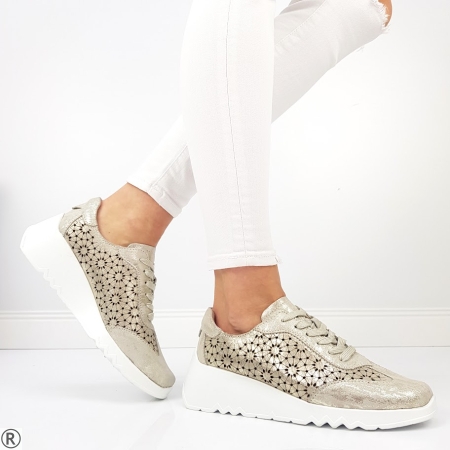 Обувки на платформа от перфорирана естествена кожа- Elina Gold