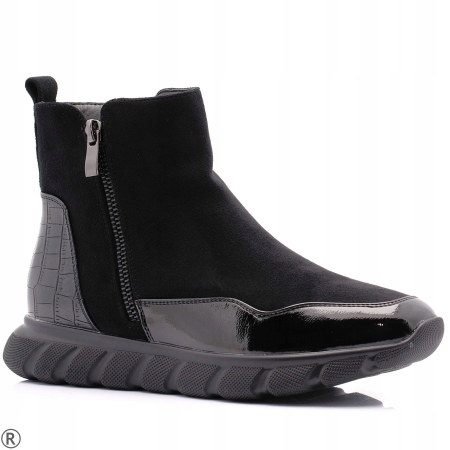 Равни черни боти от лак и велур - Qnita Black 9253