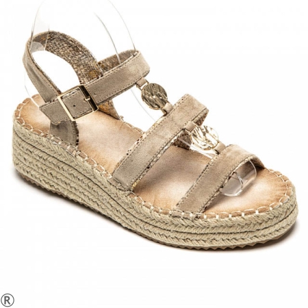 Бежови сандали на платформа- Edita Beige 10488