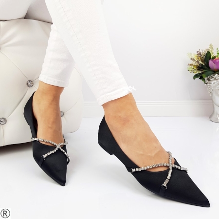 Дамски ежедневни обувки в черен сатен- Naya Black