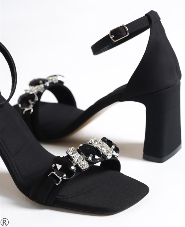 Елегантни сандали на широк ток с камъни- Moyra Black