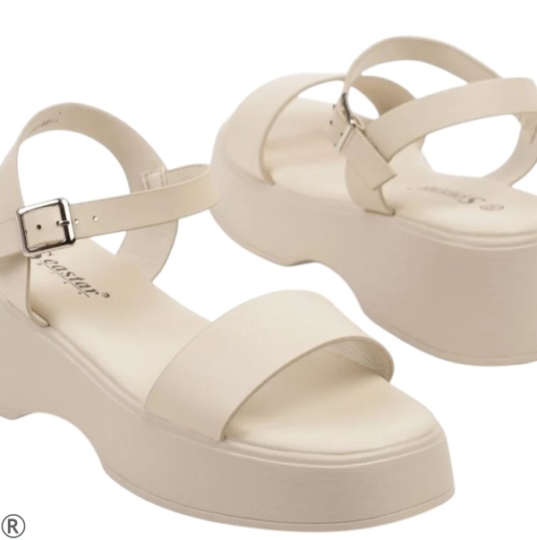 Бежови дамски сандали на удобна платформа- Valera Beige 10533