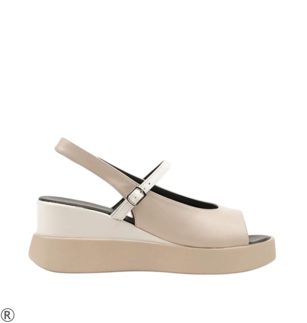 Бежови сандали на платформа- Mira Beige 10674