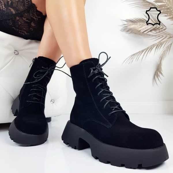 Черни боти от естествен велур на равна платформа- Eliza Bulgaria 11416