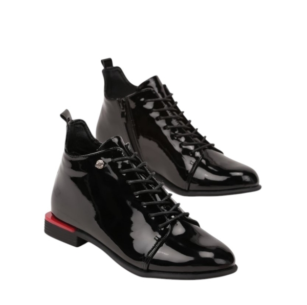 Равни боти от черен лак- Amanda Multi Black 11464