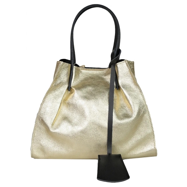 Чанта от естествена кожа в златист цвят- Amanda Gold 11517