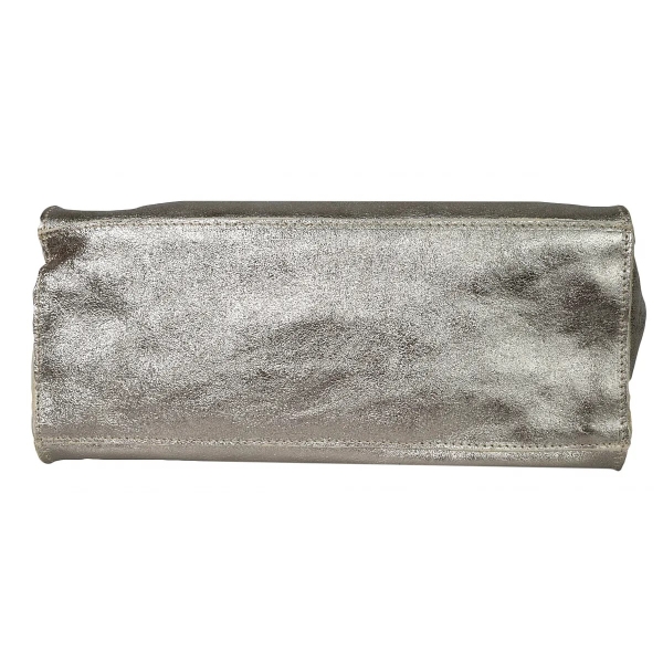 Чанта от естествена кожа в сребрист цвят- Amanda Silver 11518