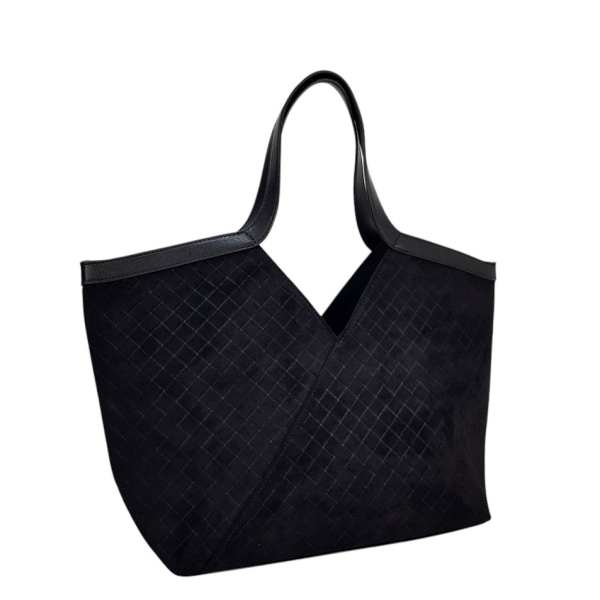 Черна велурена чанта с дълги дръжки- Vera Black 11544