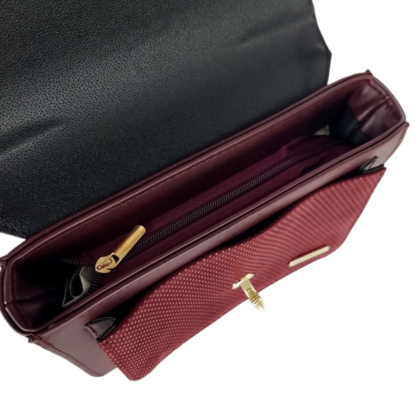 Чанта за през рамо цвят бордо- Laura Biaggi 11547