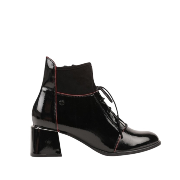 Черни лачени боти на удобен ток- Klara Black 11623