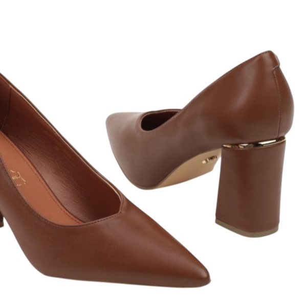 Кафяви елегантни обувки на широк ток- Klaudia Blawne 11698