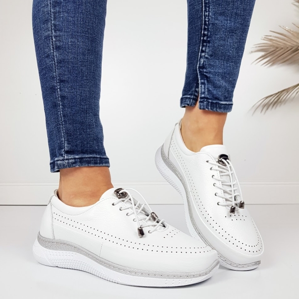 Бели обувки от естествена кожа с ортопедична стелка- Helga White 11716