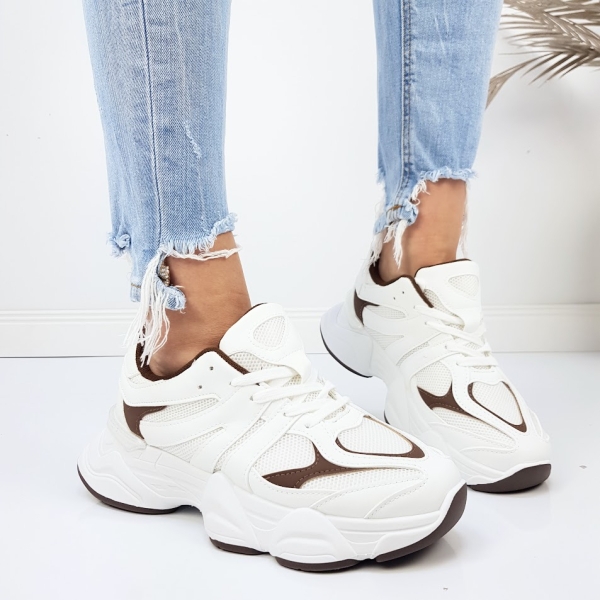 Дамски маратонки в бял и кафяв цвят- Klaudiq White 11762