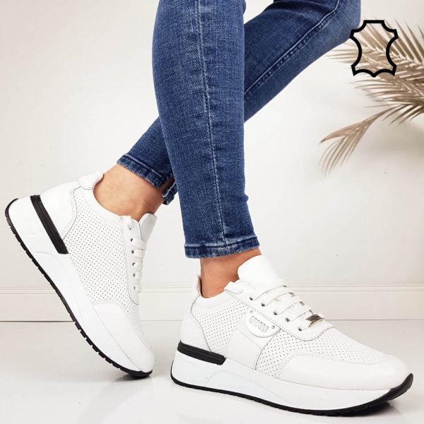 Бели кецове от перфорирана естествена кожа- Sisi White 11766