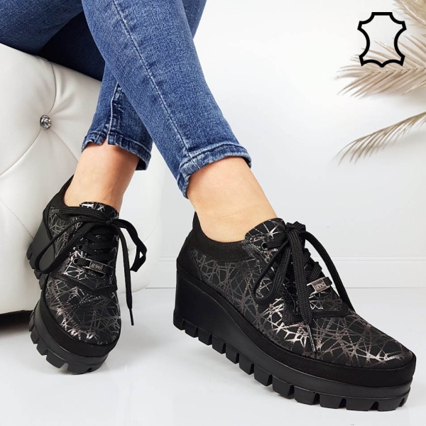 Черни обувки от естествена кожа с ортопедична стелка- Hana Black 11718