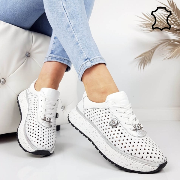 Обувки от перфорирана естествена кожа- Krina White 11794