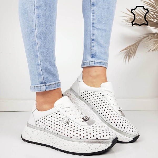 Обувки от перфорирана естествена кожа- Krina White 11794