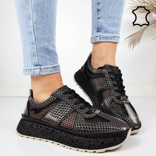 Черни сникърси от естествена кожа с мрежа- Jaklin Black 11799