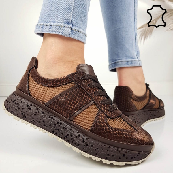 Кафяви сникърси от естествена кожа с мрежа- Jaklin Brown 11801