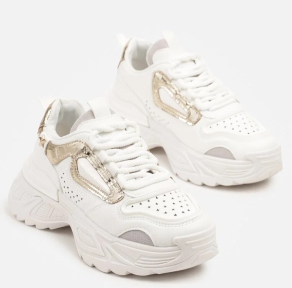 Дамски маратонки в бяло и златно- Kendi Gold 11877