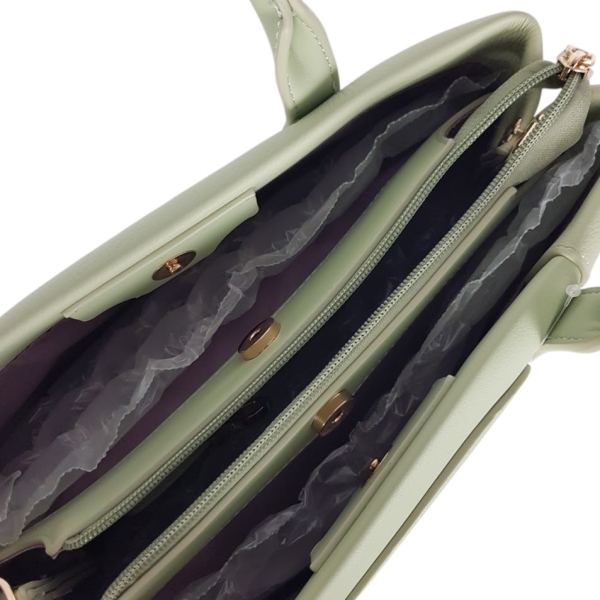 Чанта с три отделения в зелен цвят- Frea Beige 11903