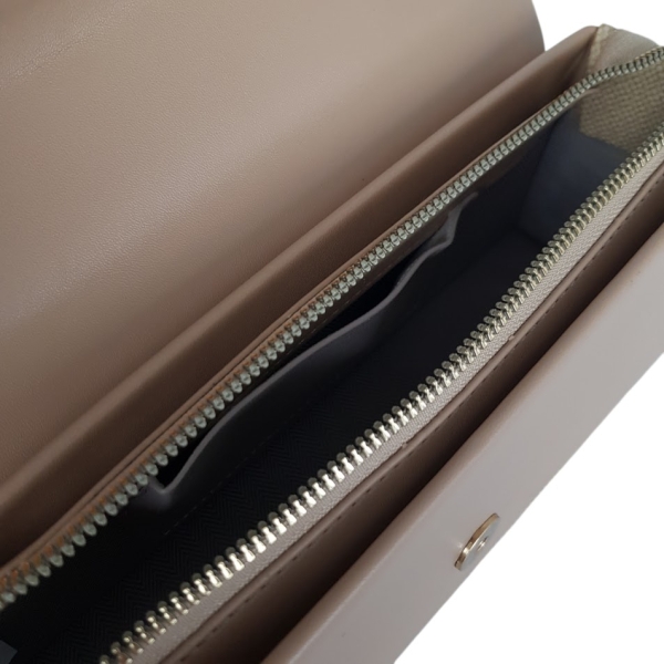 Стилна кафява чанта тип куфарче- Des Brown 11906