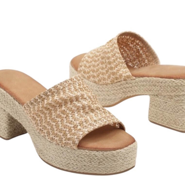 Дамски чехли на ток и платформа- Mila Beige 12048
