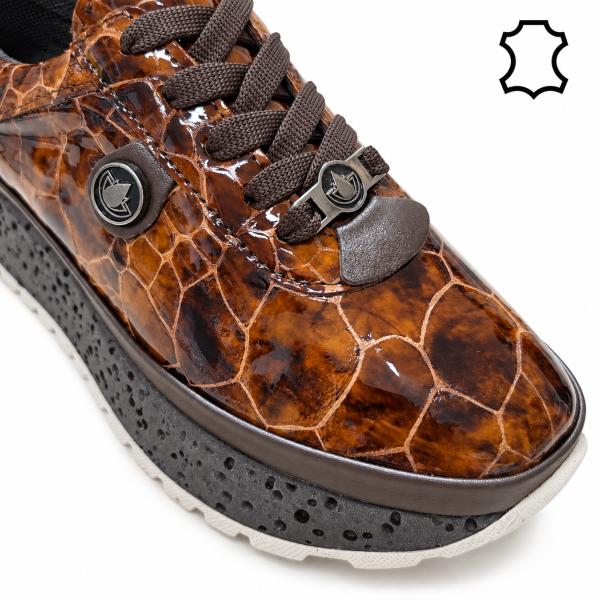 Дaмски спортни обувки от естествен кафяв лак- Nansi Brown 12265