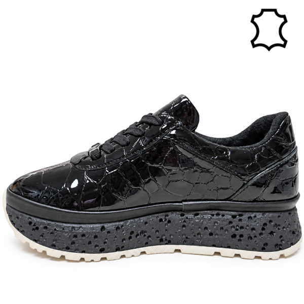 Дaмски спортни обувки от естествен черен лак- Nansi Black 12265
