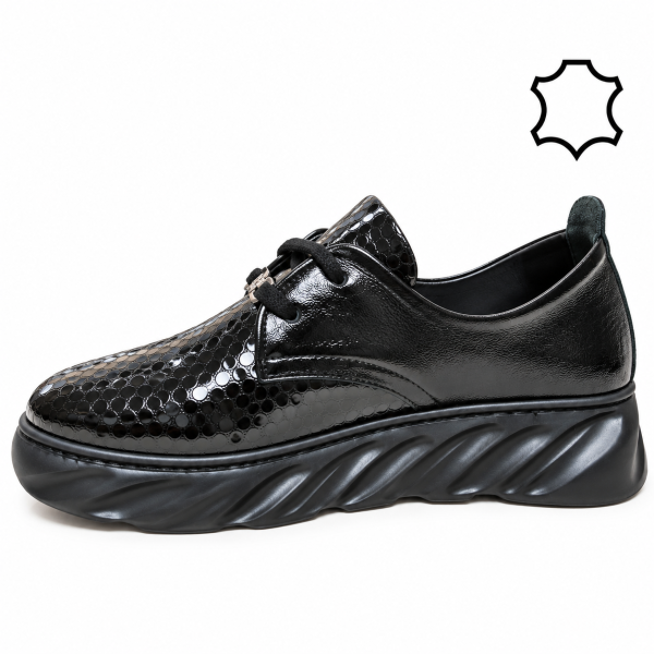 Обувки от естествена кожа на платформа - Amelia Black 11263