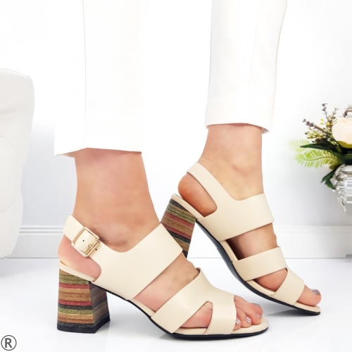 Дамски сандали на широк ток в бежов цвят- Amelia Beige