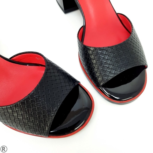 Дамски сандали в черен и червен цвят- Amanda Red