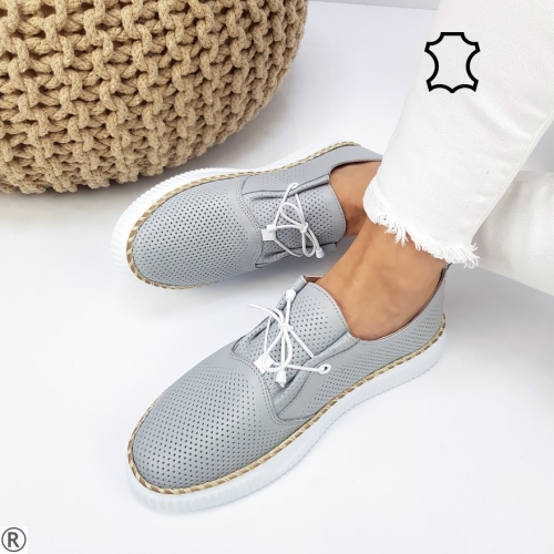Сиви обувки от перфорирана естествена кожа- Neby Gray