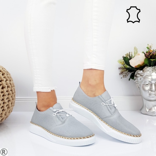 Ежедневни обувки от перфорирана естествена кожа- Neby Gray