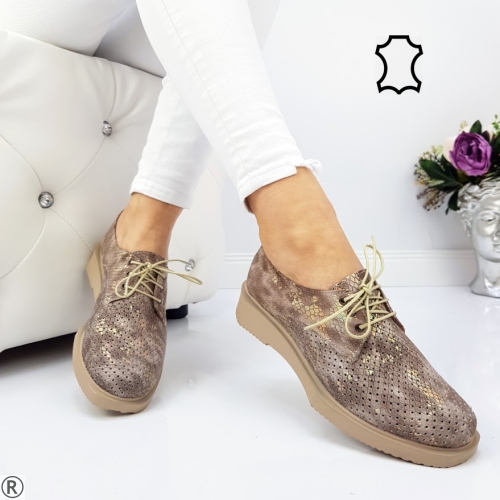 Ежедневни обувки от перфорирана естествена кожа в цвят мока- Selenna