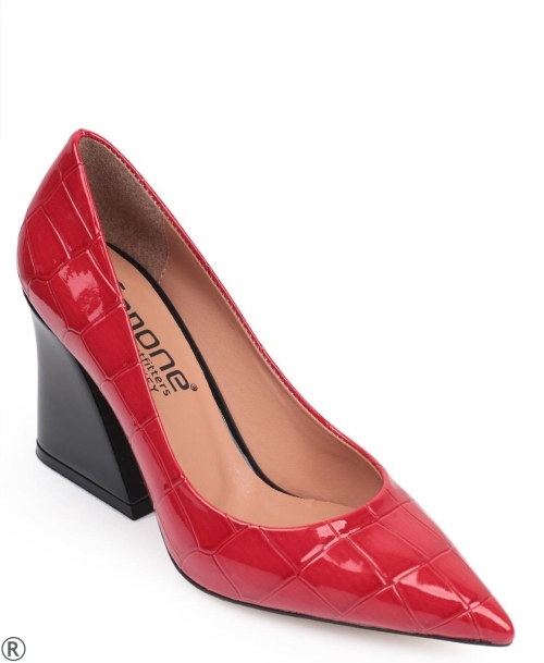Елегантни обувки в  червен лак- Lucy Red