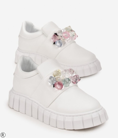 Дамски обувки в бял цвят с камъни- Sharon White