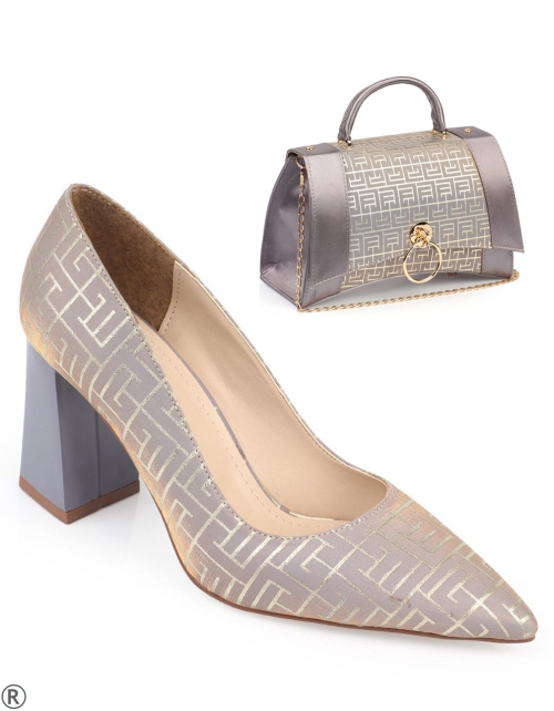 Елегантни обувки на широк ток- Skarlett Gold
