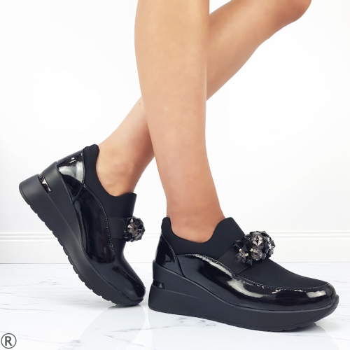 Спортни обувки на платформа с бели и черни камъни- Valissa Black/White