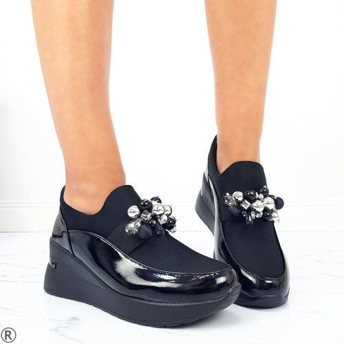 Дамски спортни обувки в черен цвят на платформа- Davina Black