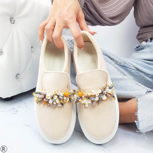 Бежови дамски обувки с камъни- Shiila Beige