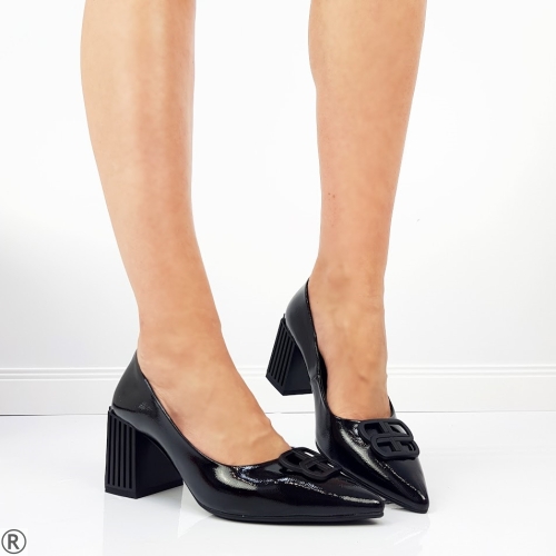 Елегантни обувки в черен лак с ефектен ток- Eliza Bulgaria