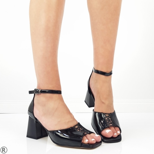 Дамски сандали от черен лак- Eliza Bulgariq