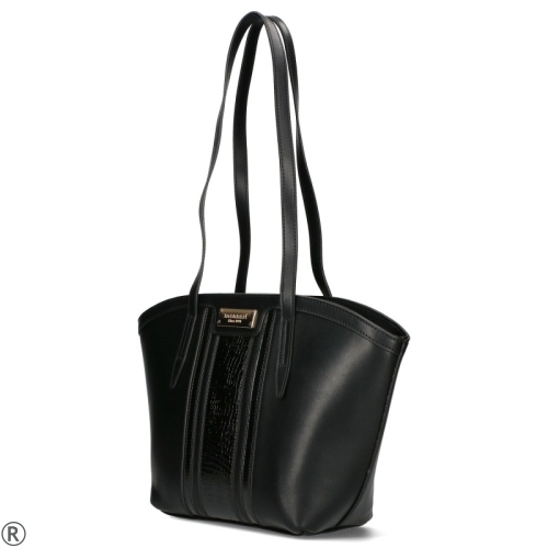 Черна дамска чанта за рамо- Monnari Black
