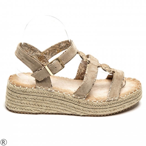 Бежови сандали на платформа- Edita Beige 10488