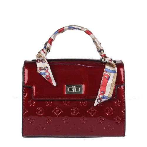 Твърда дамска чанта в червен лак- Gallantry Multi Red 11326