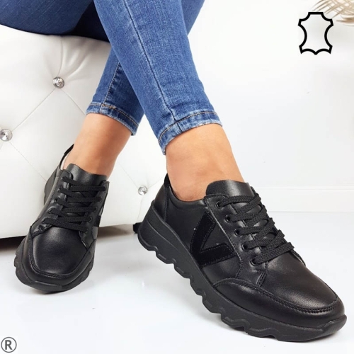 Черни маратонки от естествена кожа- Mira Black 11114