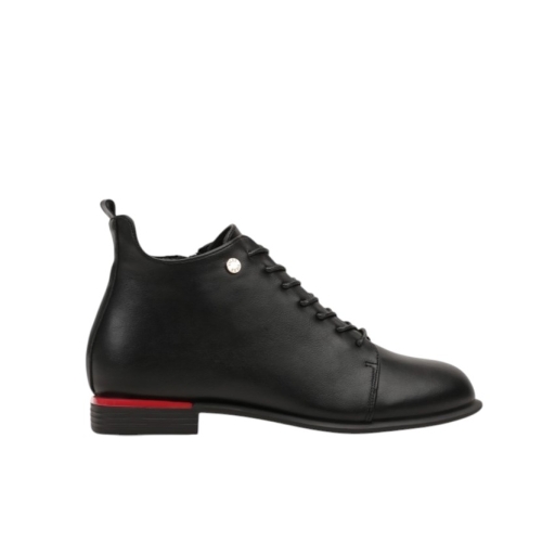 Равни боти в черен цвят- Amanda Black 11463