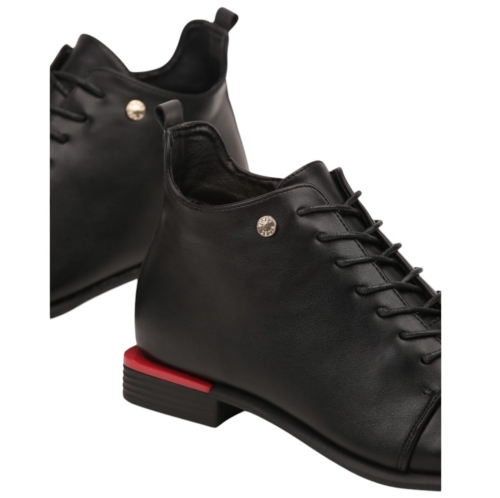 Равни боти в черен цвят- Amanda Black 11463