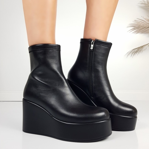 Черни боти на платформа- Eliza Bulgaria 11475
